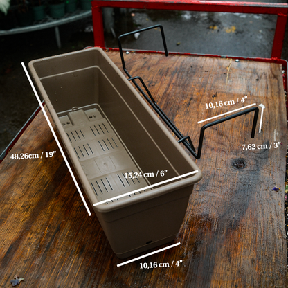 Terra Plast Recycled Plastic Planter with Hooks (19")