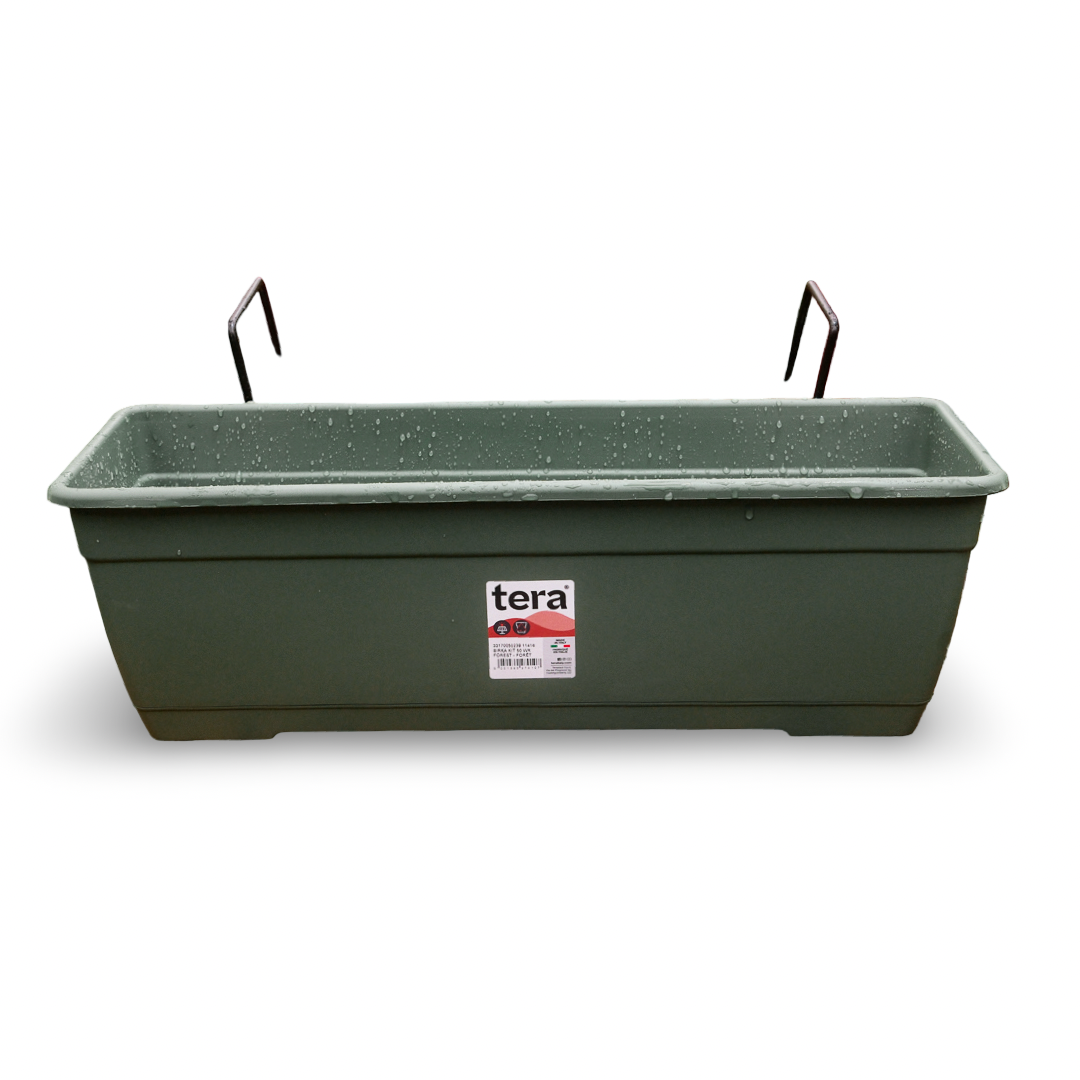 Terra Plast Recycled Plastic Planter with Hooks (19")