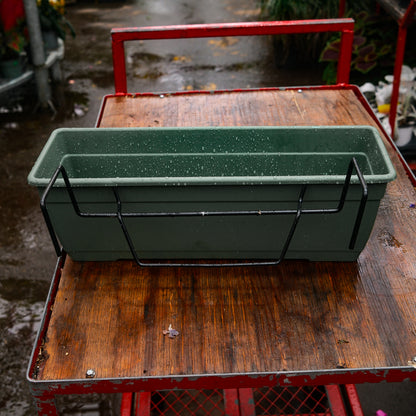 Terra Plast Recycled Plastic Planter with Hooks (19")
