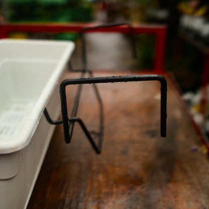 Terra Plast Recycled Plastic Planter with Hooks (19")